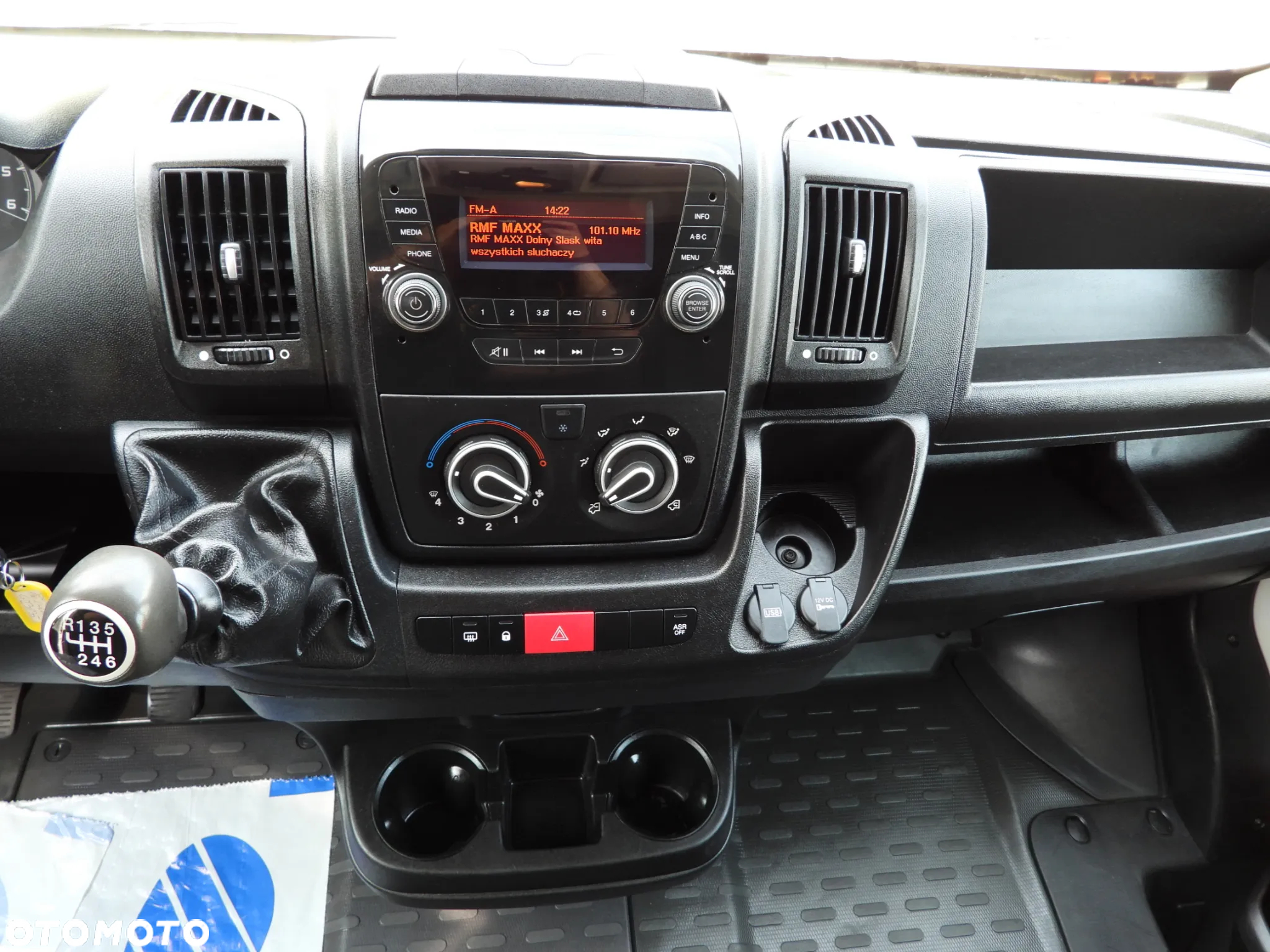 Peugeot BOXER  FURGON CHŁODNIA -10*C TEMPOMAT KLIMATYZACJA 130KM [ G23135 ] - 34