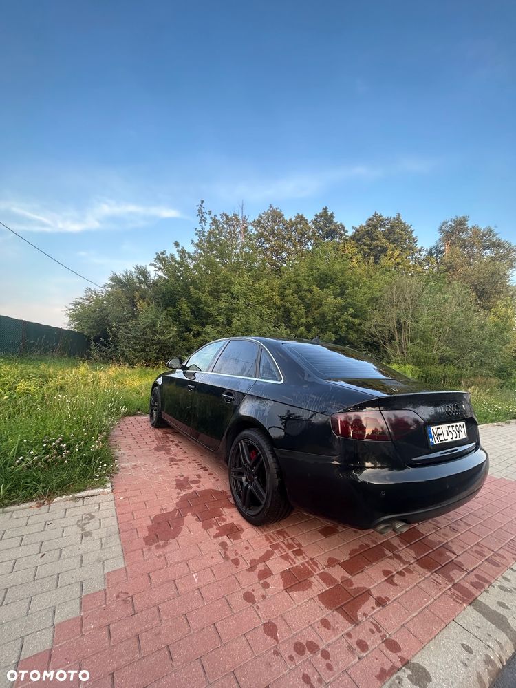 Audi A4 Limousine - 7