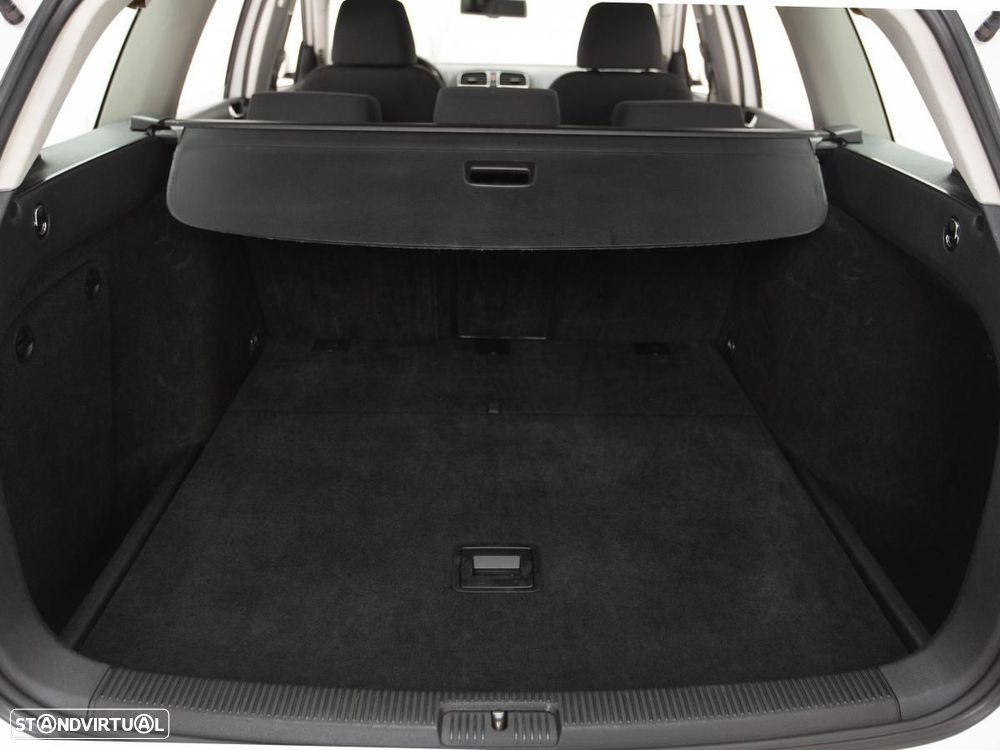 VW Golf Variant - 11