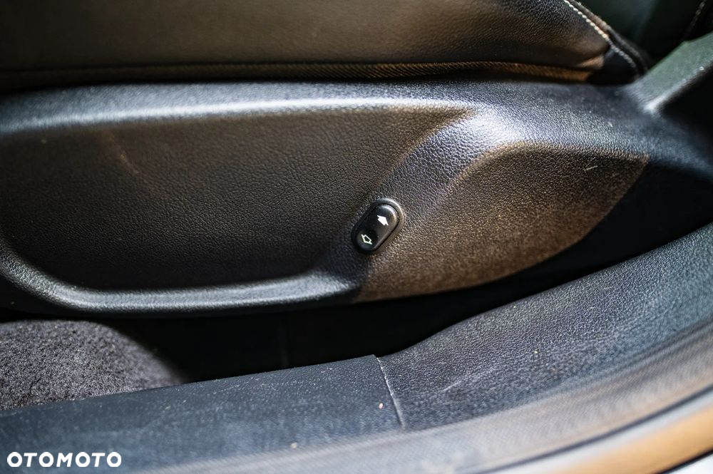 Ford Mondeo 2.5 Titanium X - 39