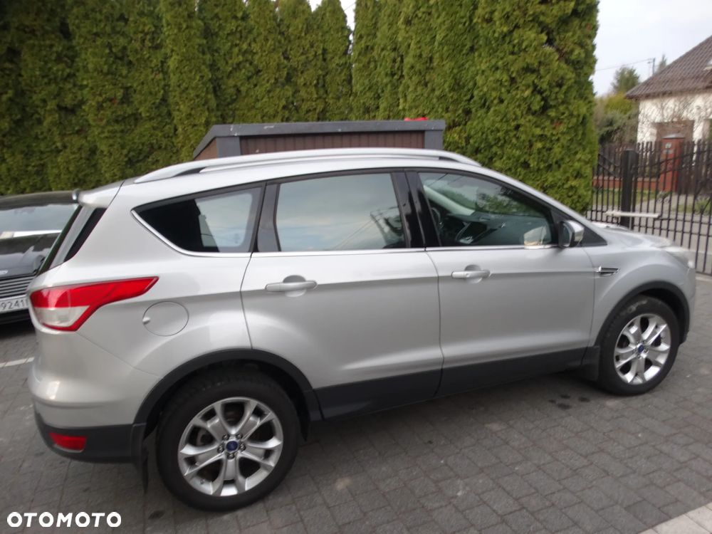 Ford Kuga - 24
