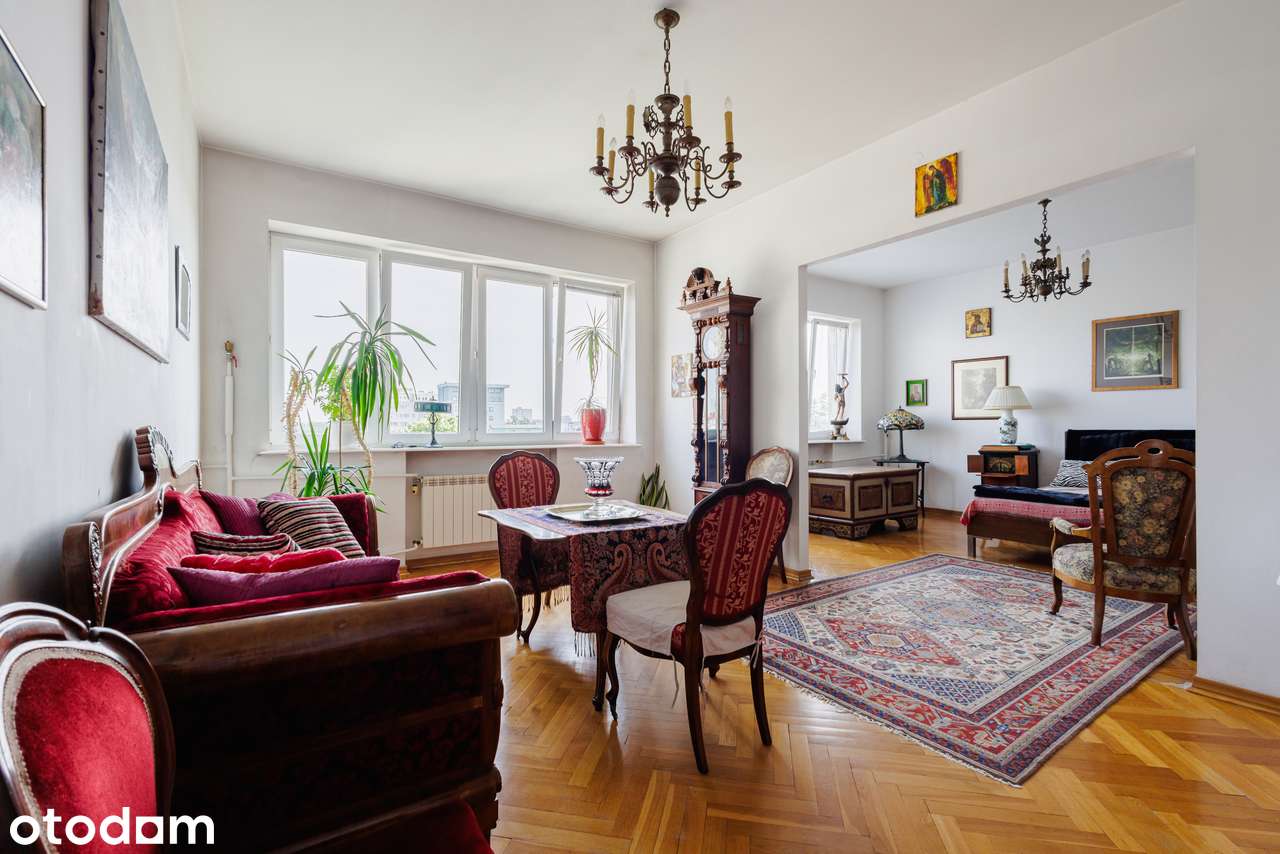 Klimatyczny Apartament w Kamienicy z Windą al. Niepodległości