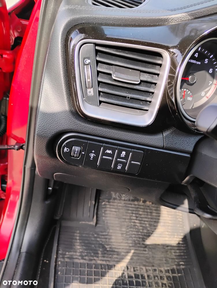 Kia Ceed 1.5 T-GDI OPF Ultimate Edition - 11