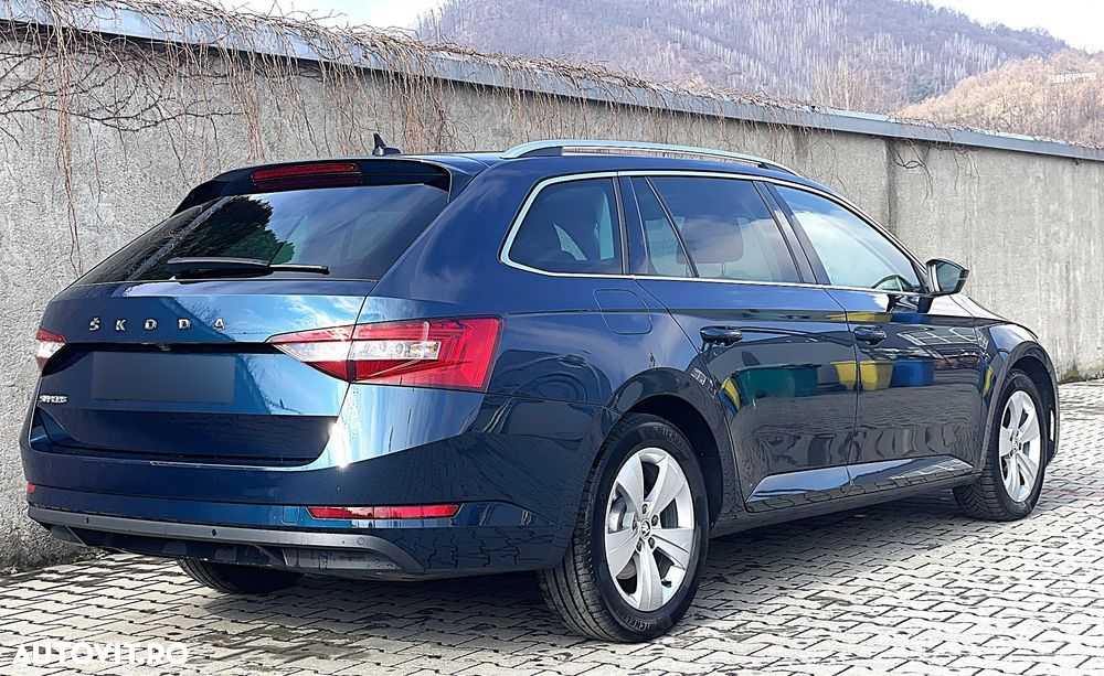 Skoda Superb 2.0 TDI DSG Style - 13