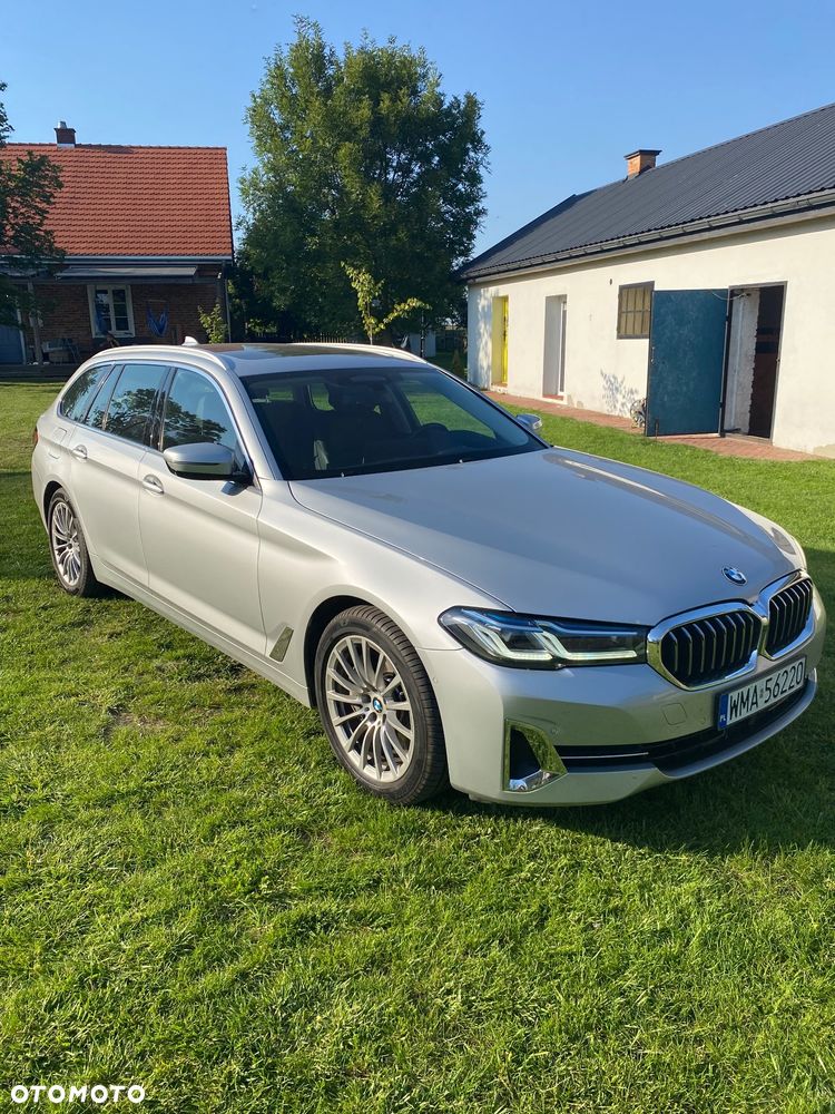 BMW Seria 5 530d Touring Luxury Line - 1