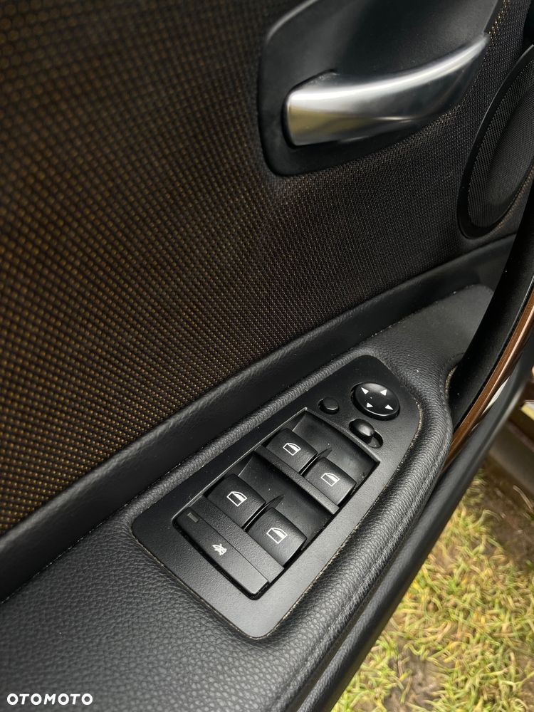 BMW Seria 1 118i - 9