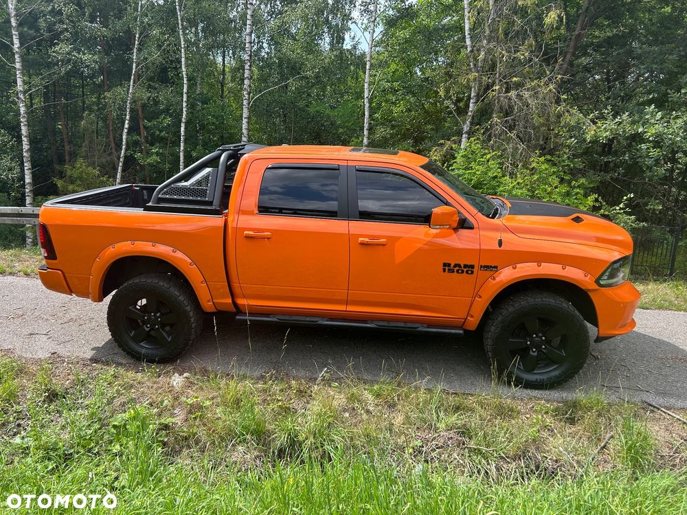 Dodge RAM - 1