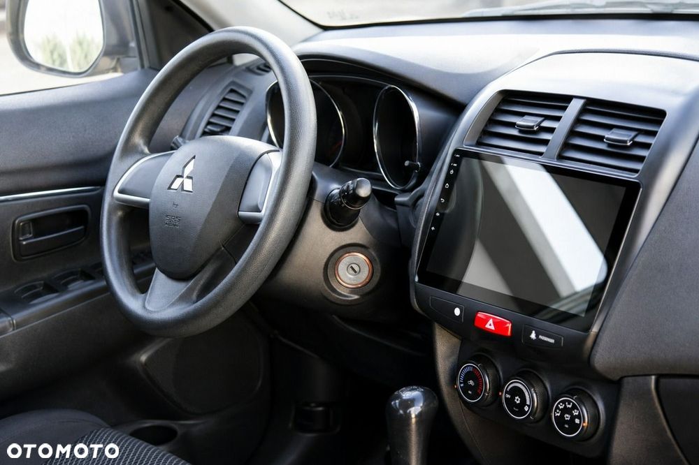 Mitsubishi ASX - 9