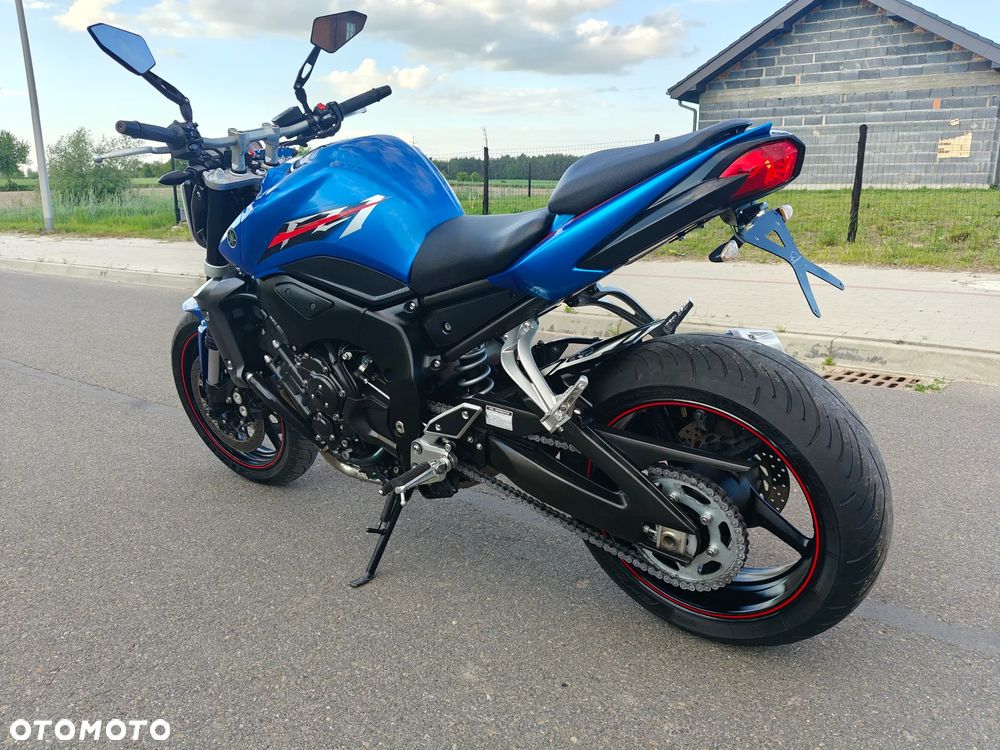 Yamaha FZ - 7