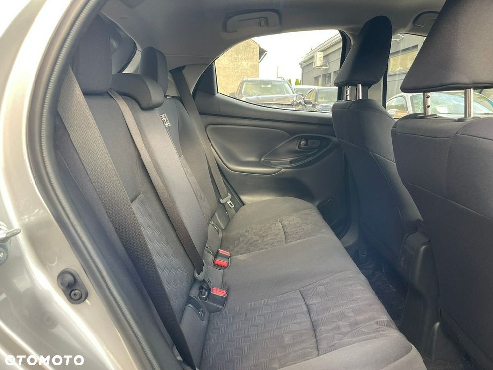 Toyota Yaris Hybrid 1.5 Active - 16