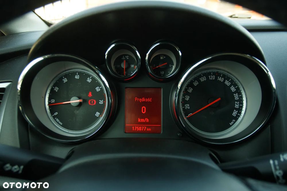 Opel Astra 1.4 Innovation - 25