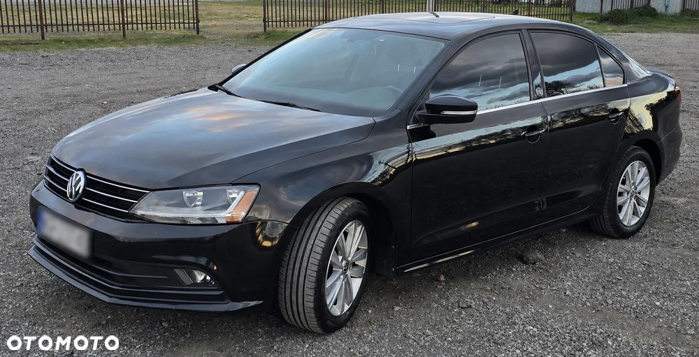 Volkswagen Jetta - 1