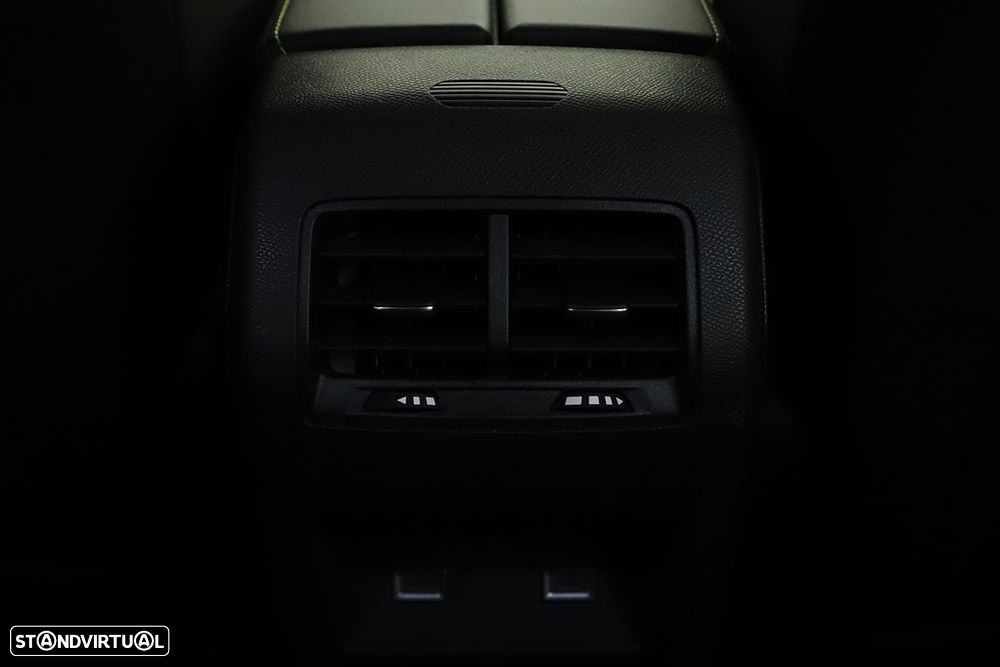 Peugeot 308 SW 1.2 PureTech GT EAT8 - 22