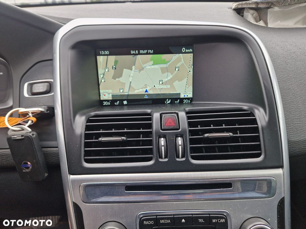 Volvo XC 60 D4 Drive-E Ocean Race - 16