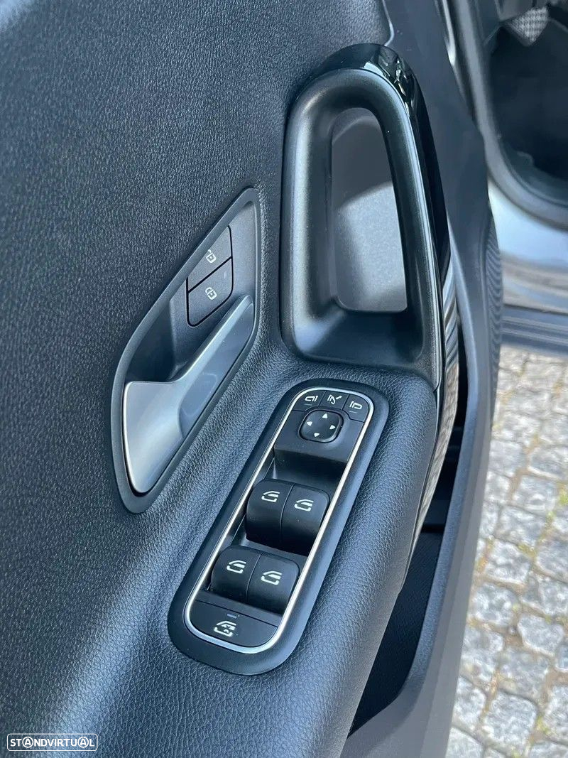Mercedes-Benz A 180 d Style Plus Aut. - 39
