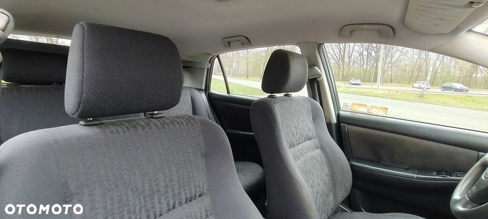 Toyota Corolla 1.6 VVT-i Edition - 13