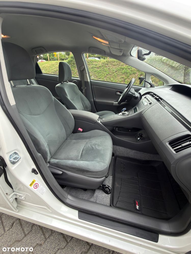 Toyota Prius 1.8 HSD Life - 6
