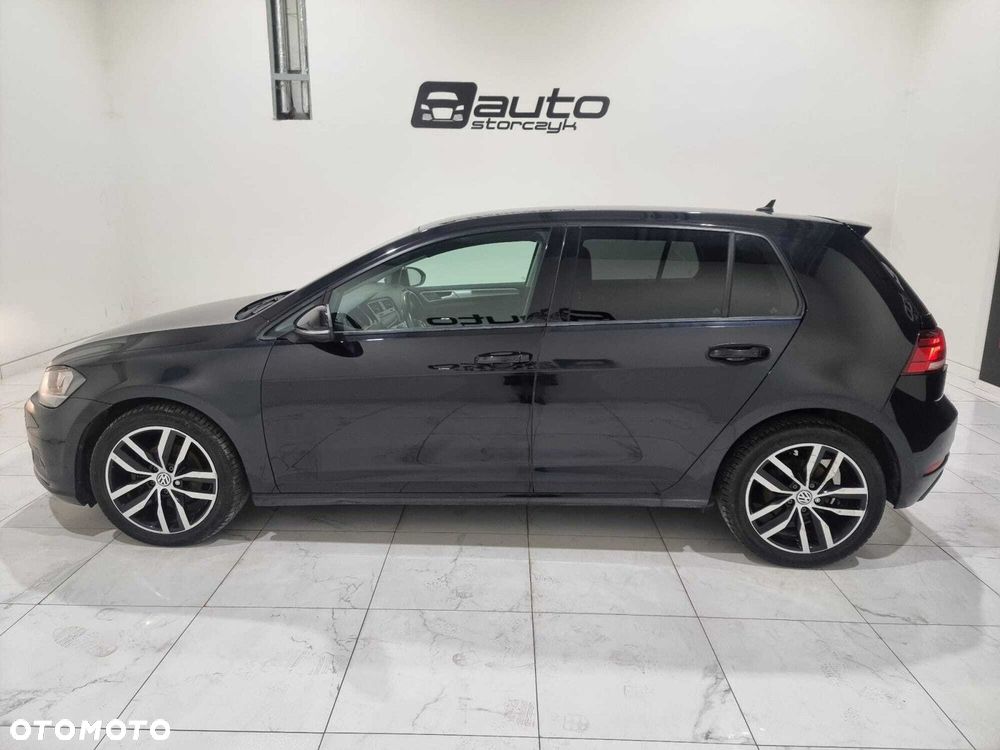 Volkswagen Golf - 3