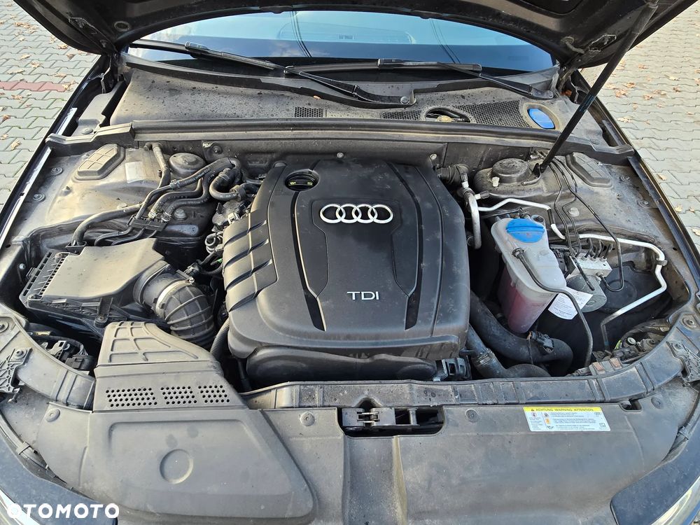 Audi A4 Avant 2.0 TDI Quattro S tronic - 28