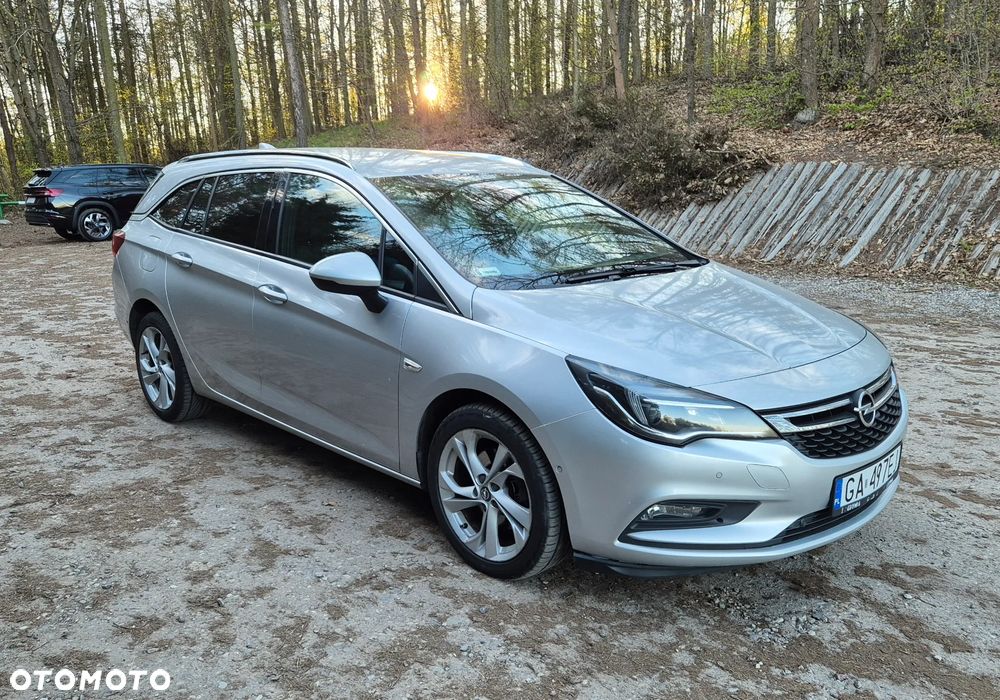 Opel Astra 1.6 CDTI Dynamic - 1