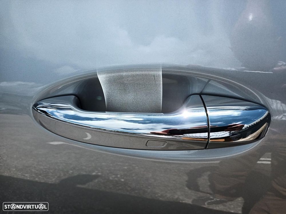 Mercedes-Benz CLA 250 e Shooting Brake AMG Line - 8