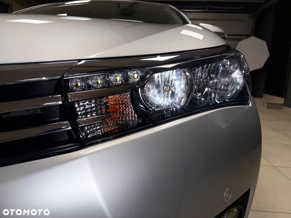 Toyota Corolla 1.6 Premium EU6 - 31