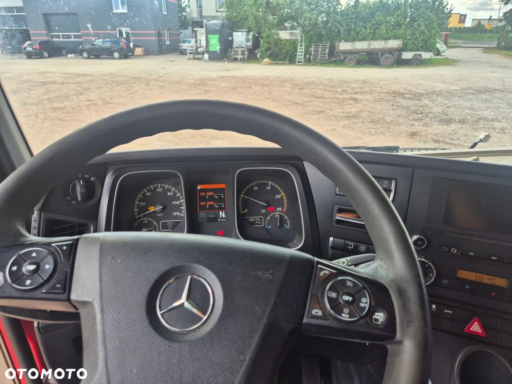 Mercedes-Benz Actros MP4 - 5