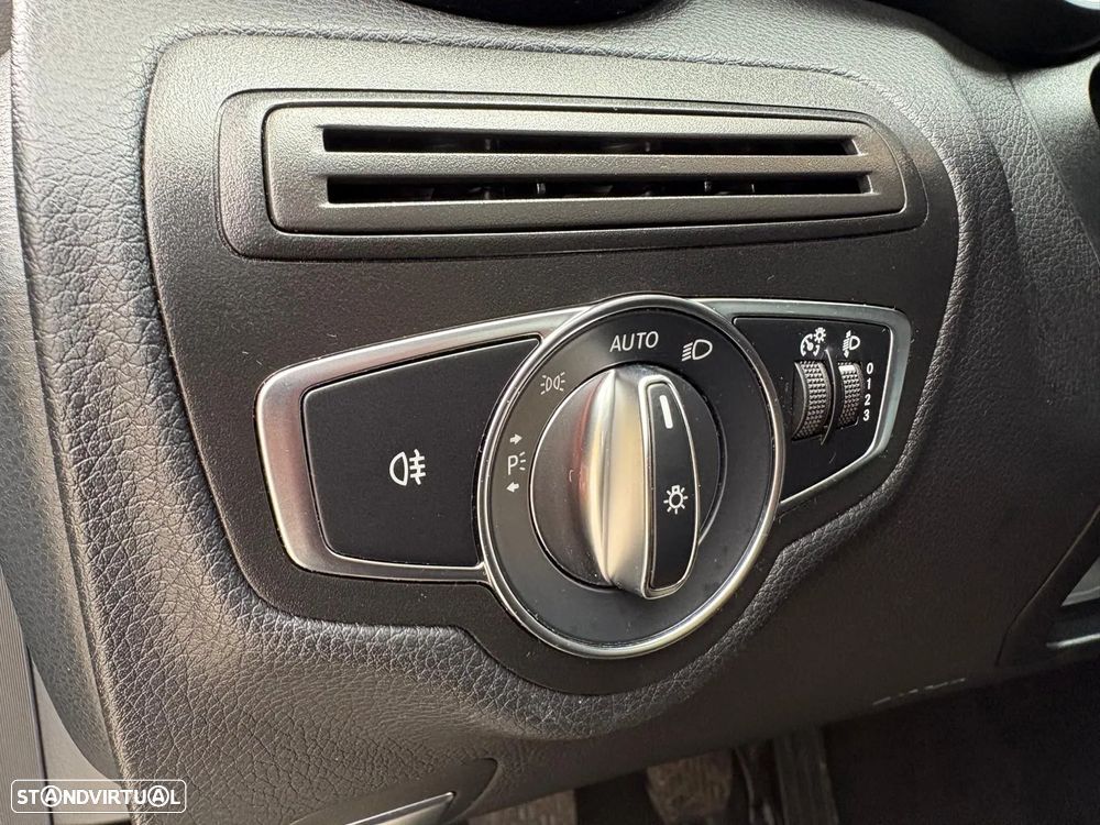 Mercedes-Benz C 180 d - 36