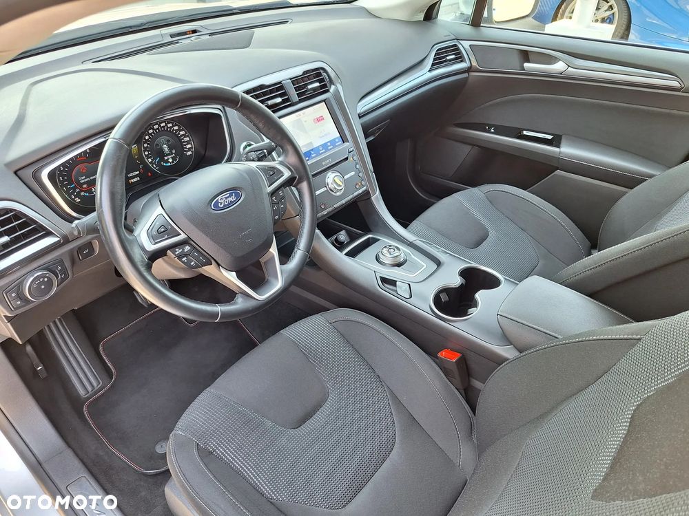Ford Mondeo 2.0 EcoBlue Titanium - 18