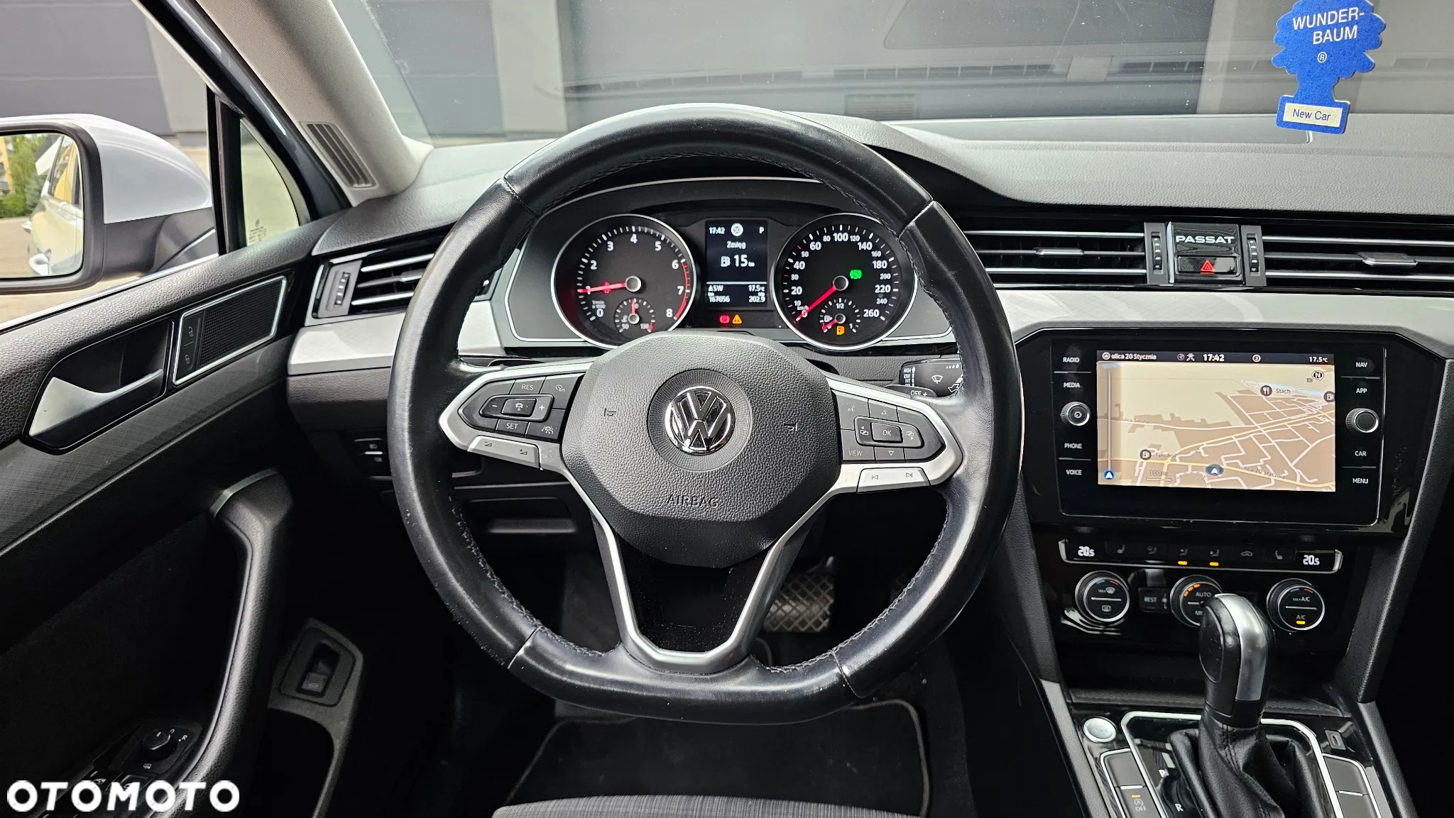 Volkswagen Passat 1.5 TSI EVO Business DSG - 12