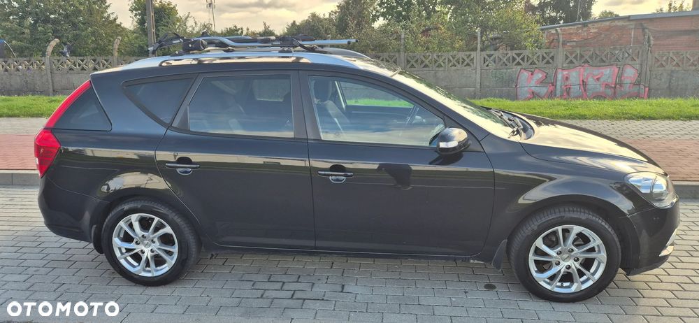 Kia Ceed - 3