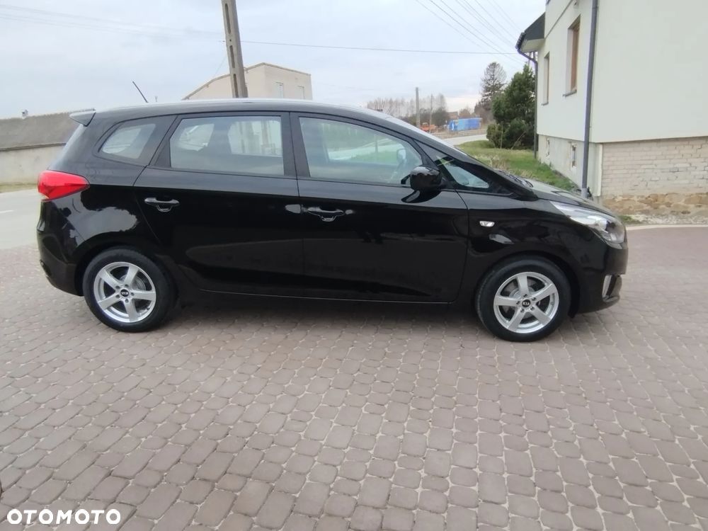 Kia Carens 1.6 GDI XL 7os EU6 - 24