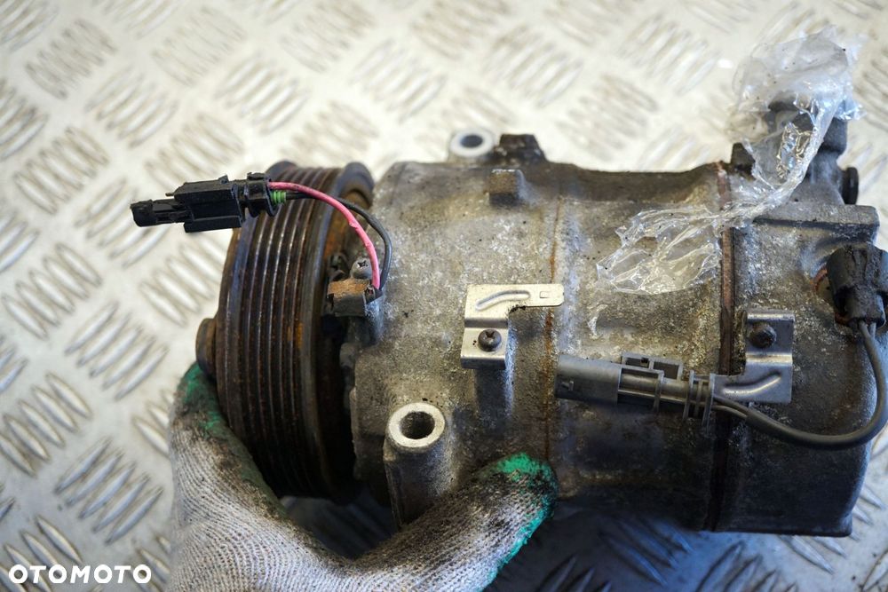 KOMPRESOR KLIMATYZACJI SPRĘŻARKA INSIGNIA A I 2.0 CDTI P22861236 OPEL 2008-2013 - 4