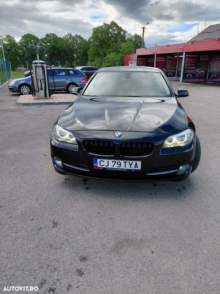 BMW Seria 5 530d xDrive Aut. - 11