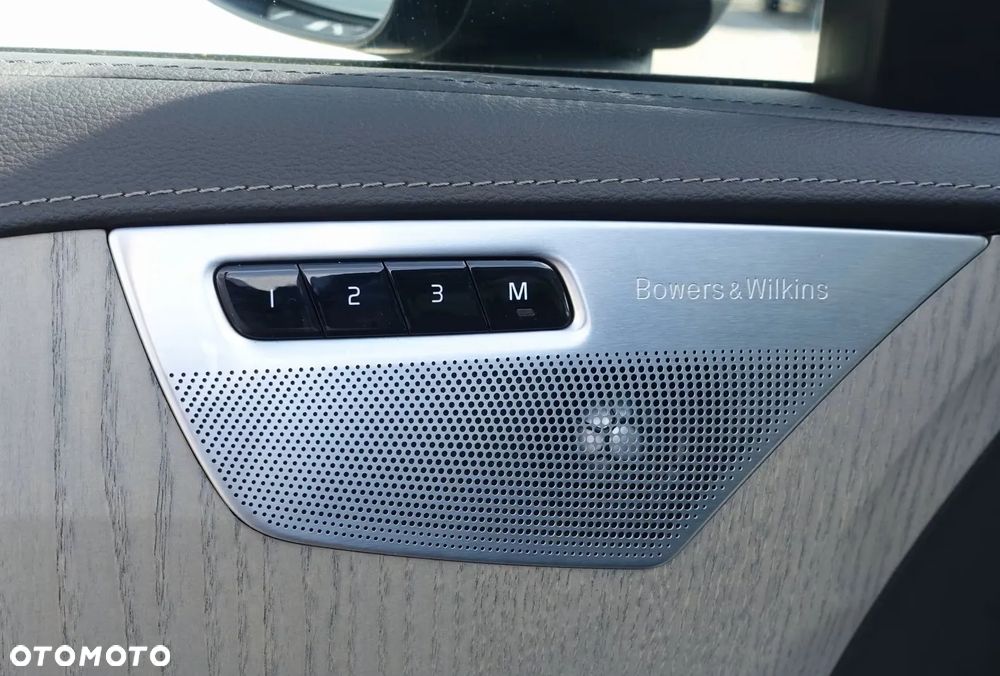 Volvo XC 90 T8 AWD Ultra Dark - 13