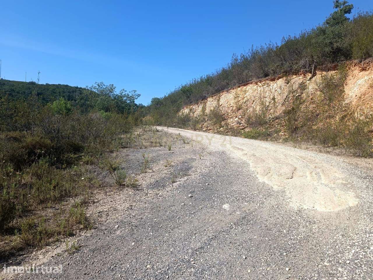 Terreno Rustico com 26320m para venda na Fonte Ferrosa - S. Bartolomeu - Grande imagem: 4/16
