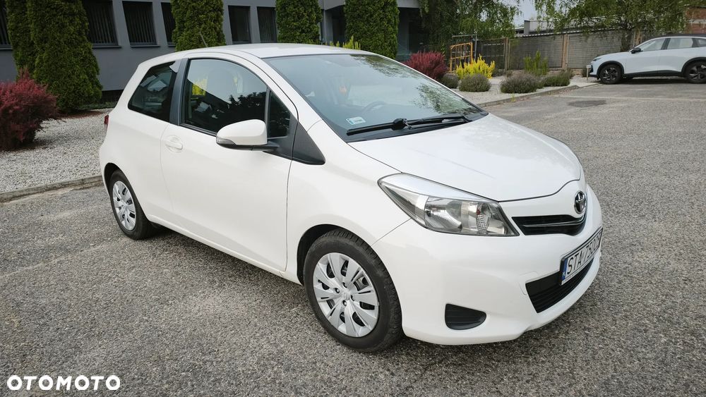 Toyota Yaris 1.0 Luna EU5 - 4