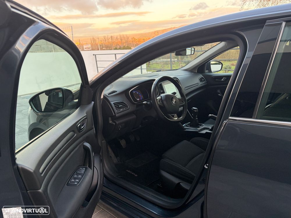 Renault Mégane BLUE dCi 115 ZEN - 9
