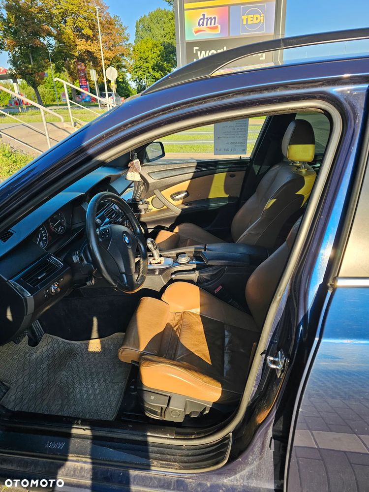 BMW Seria 5 525d - 3
