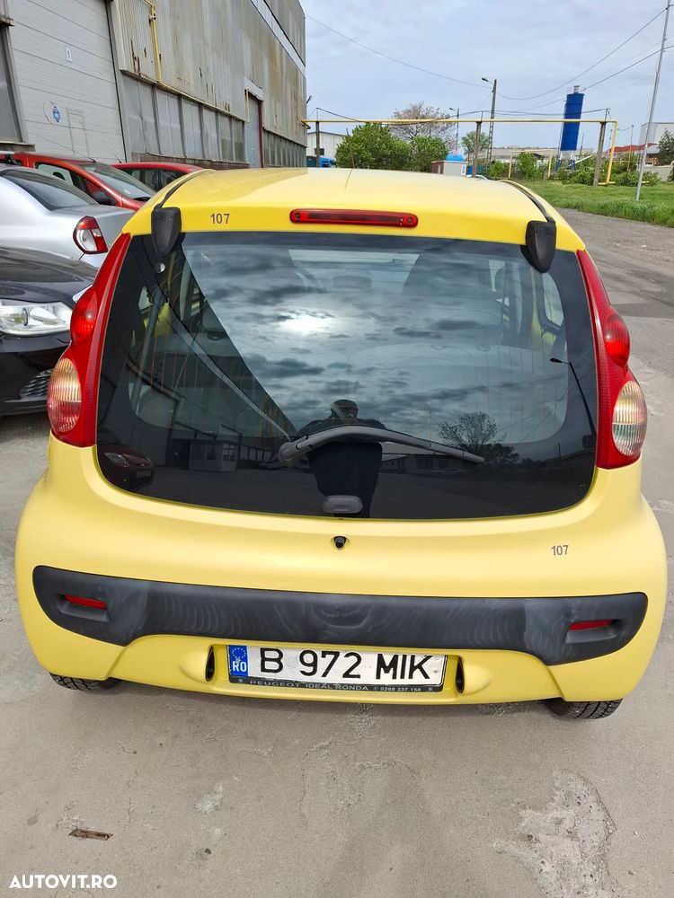 Peugeot 107 Two 1.0 E - 2