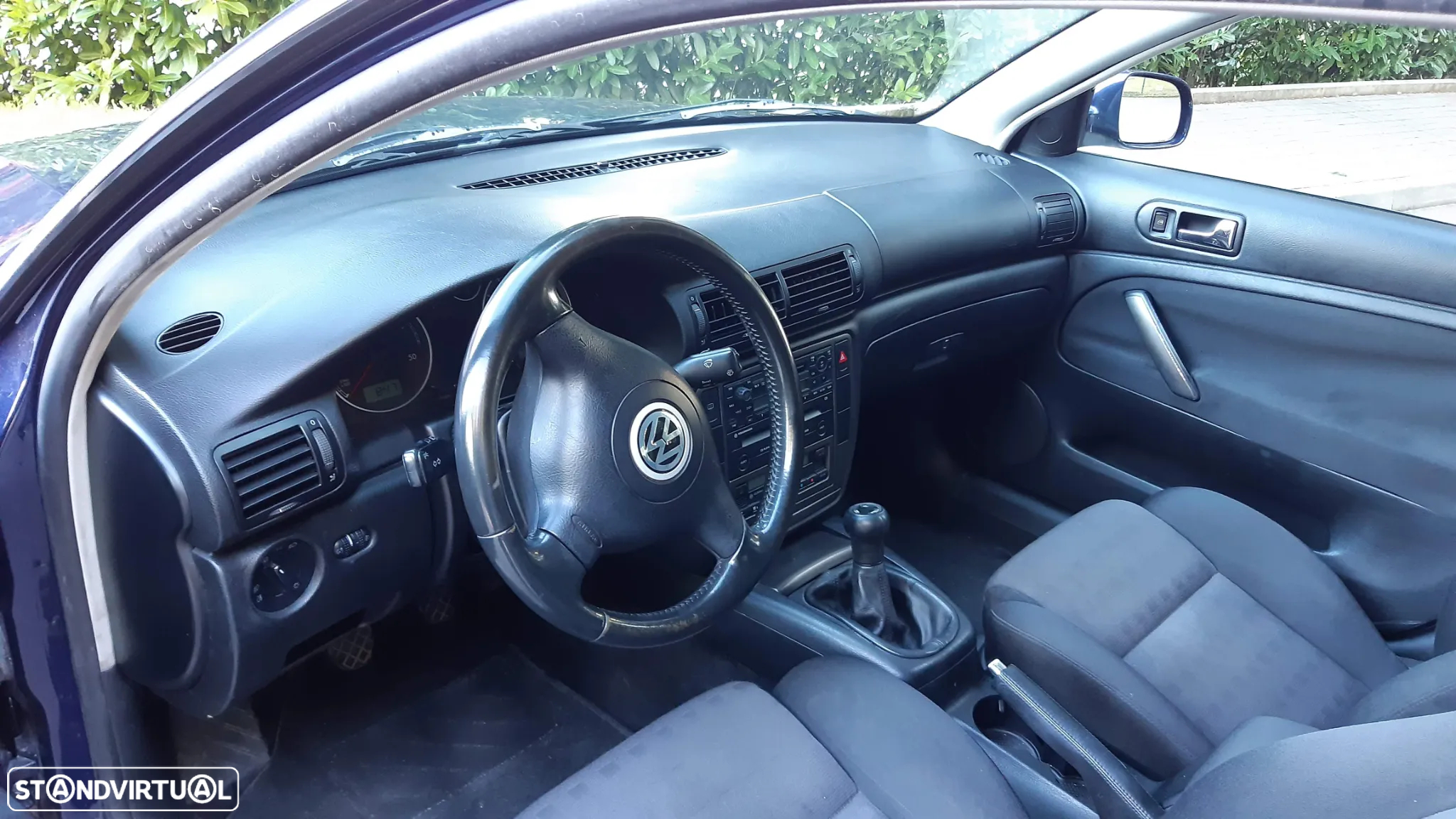 VW Passat 1.9 TDi Confortline - 8
