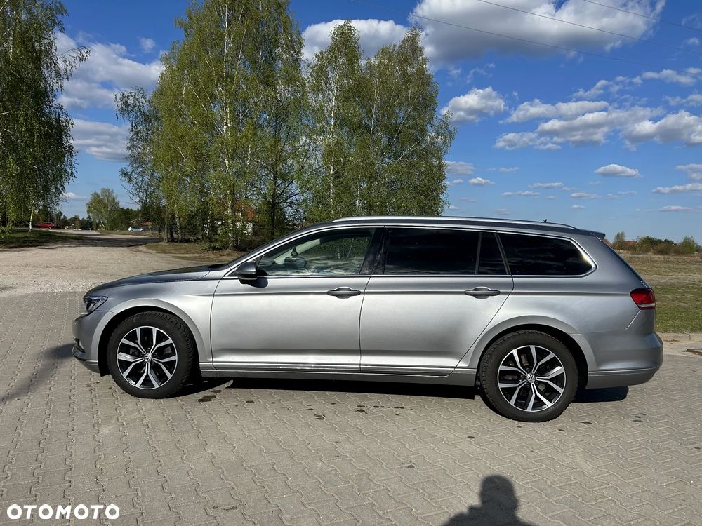 Volkswagen Passat - 10