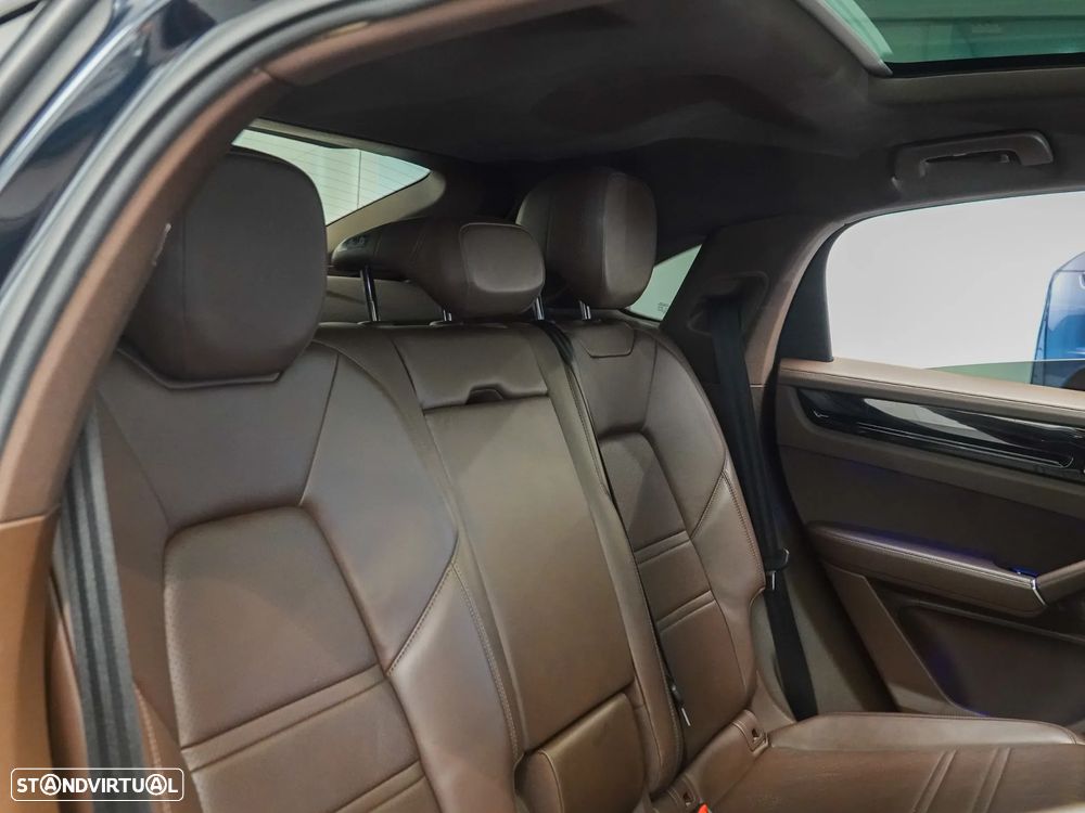 Porsche Cayenne Coupé E-Hybrid - 32