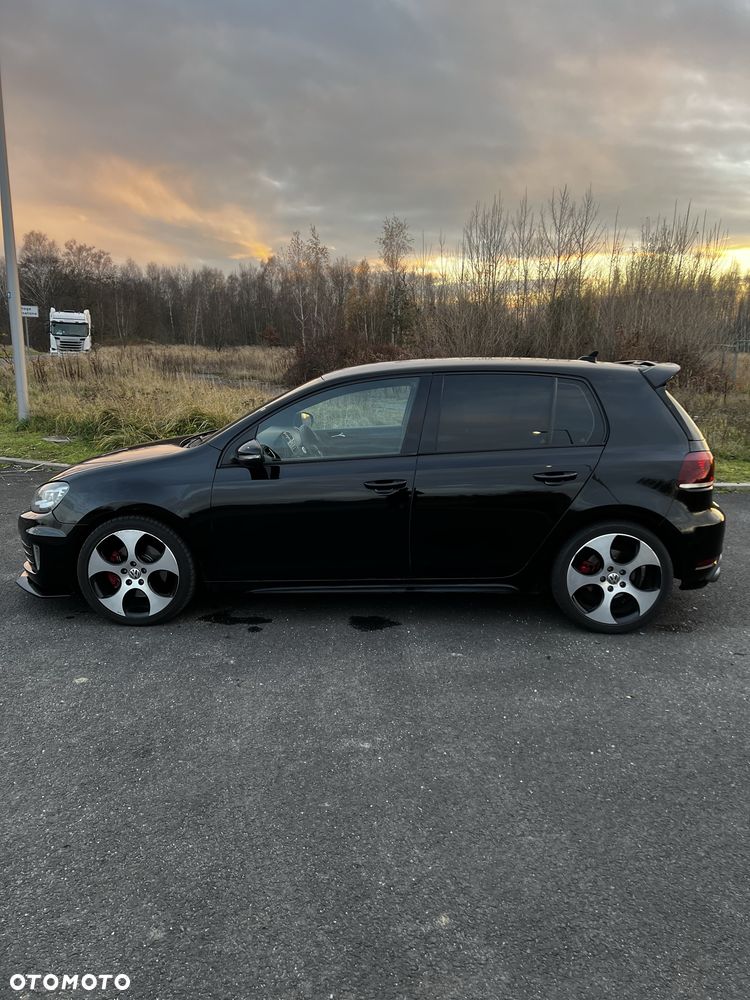 Volkswagen Golf - 4