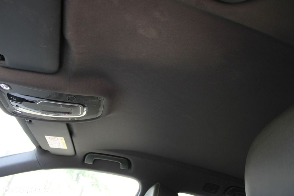 Audi A4 Avant 2.0 TDI - 24