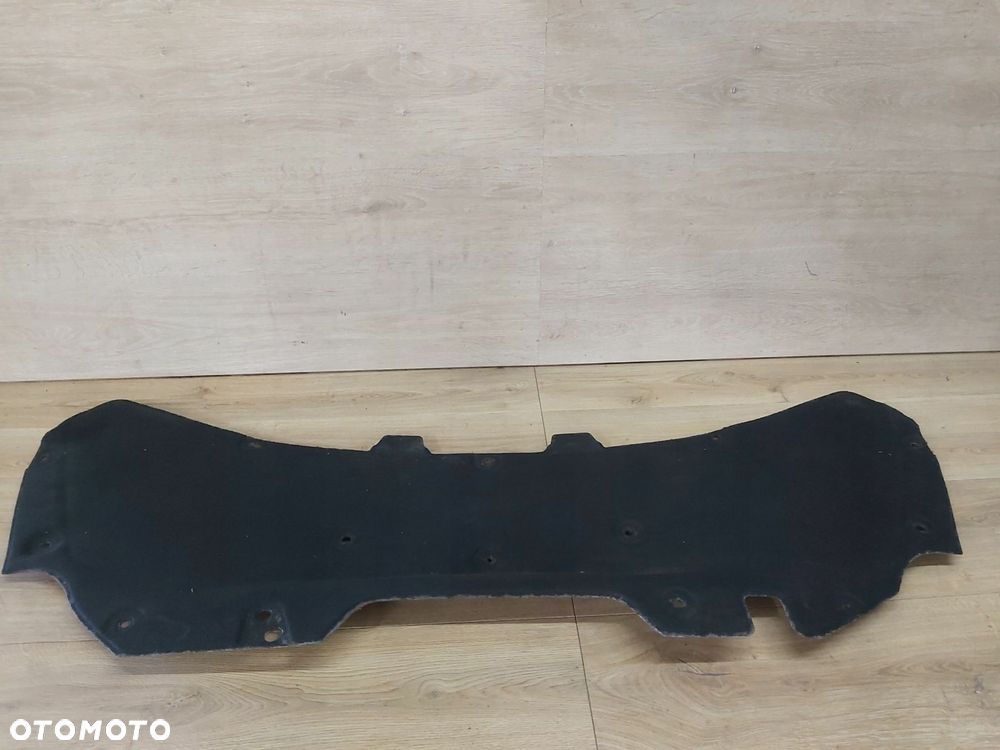 Nissan Qashqai II J11 wygłuszenie podbitka maski - 1