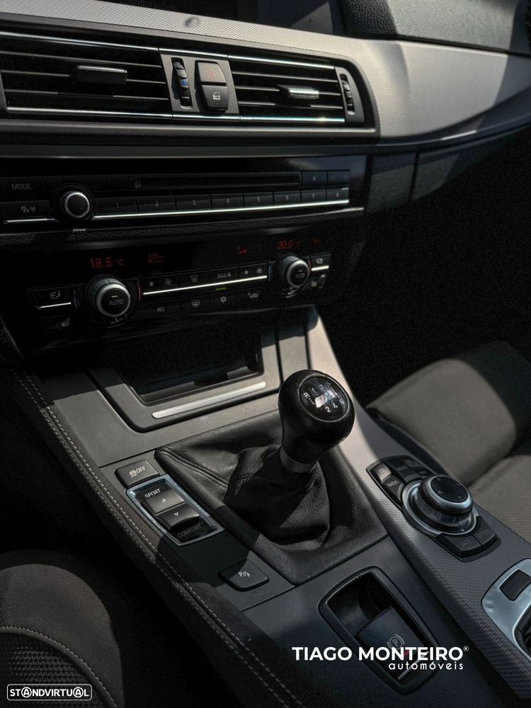 BMW 520 d Pack M - 37