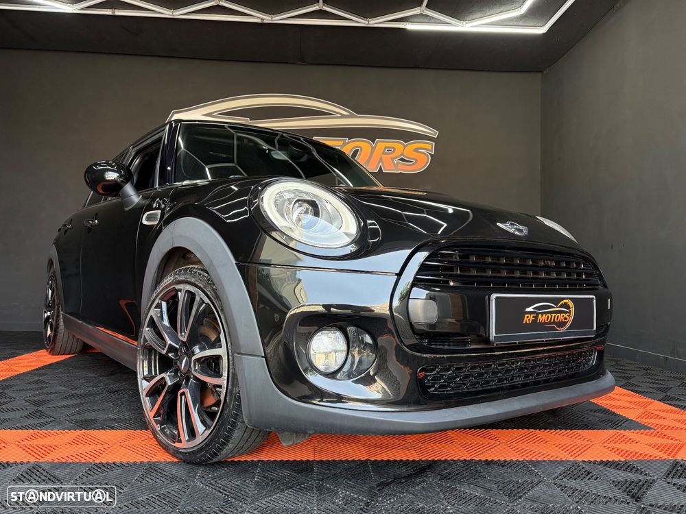 MINI 5 Portas Cooper D Aut. - 22