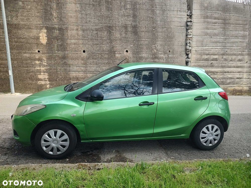 Mazda 2 - 7