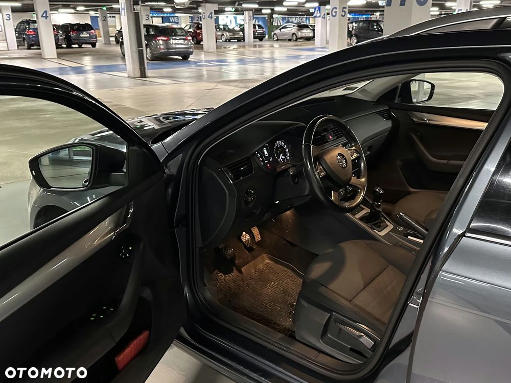Skoda Octavia 2.0 TDI (Green tec) 4x4 Style - 14
